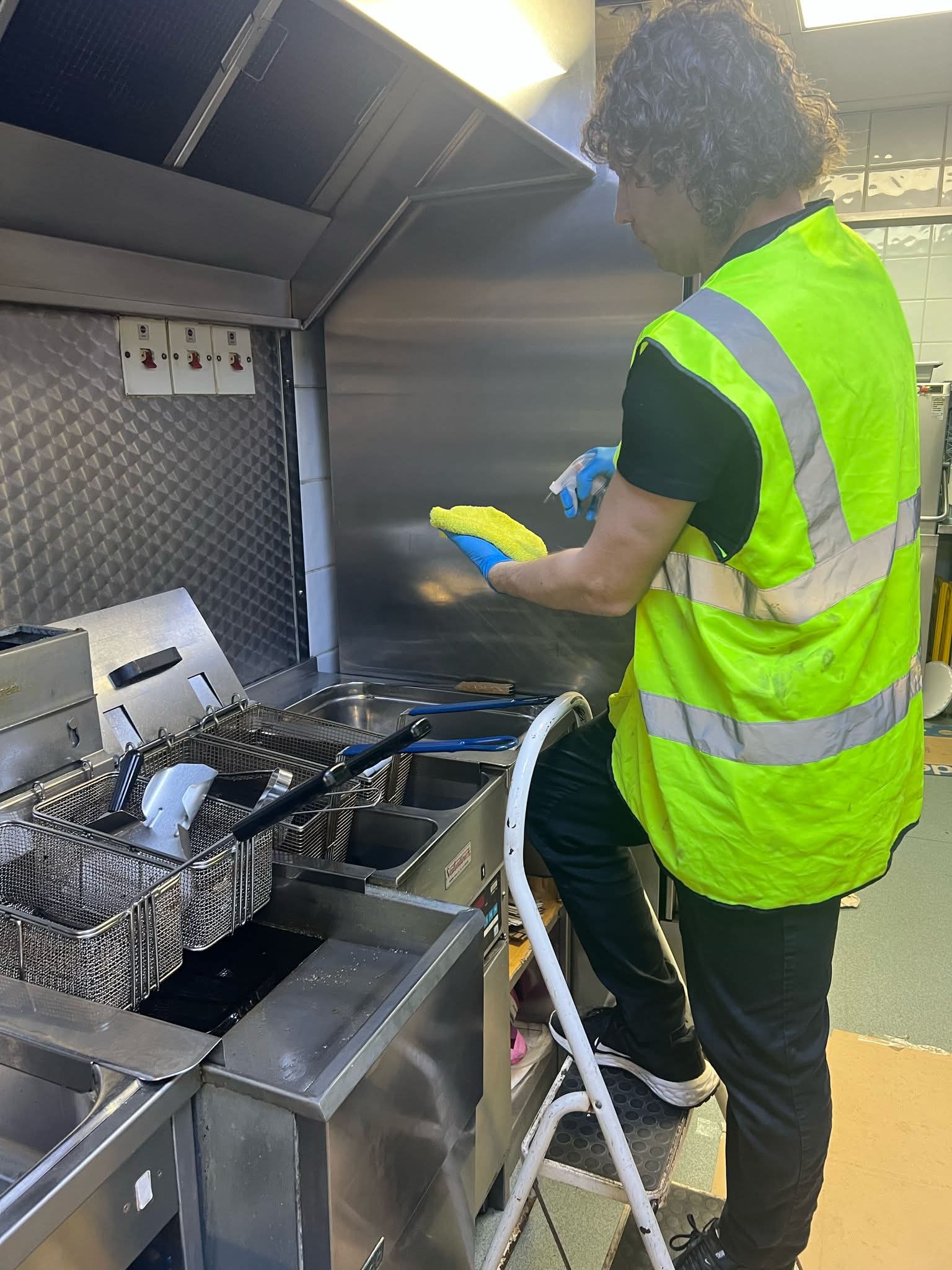 Preparing a cloth for cleaning stainless-steel kitchen surfaces